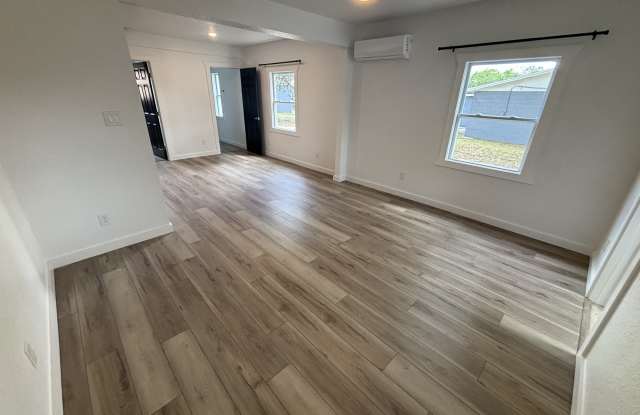 150 South Nekoma AvenueApt B photos photos