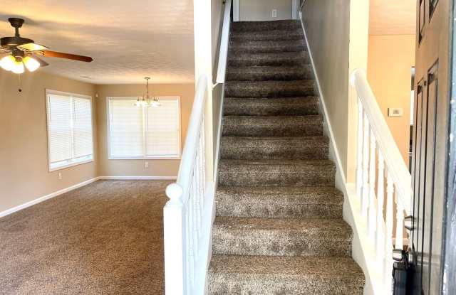 6923 Malvern Court Gallery 2