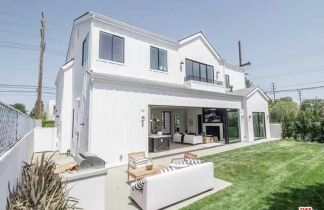 1901 Glyndon Ave - 1901 Glyndon Avenue, Los Angeles, CA 90291