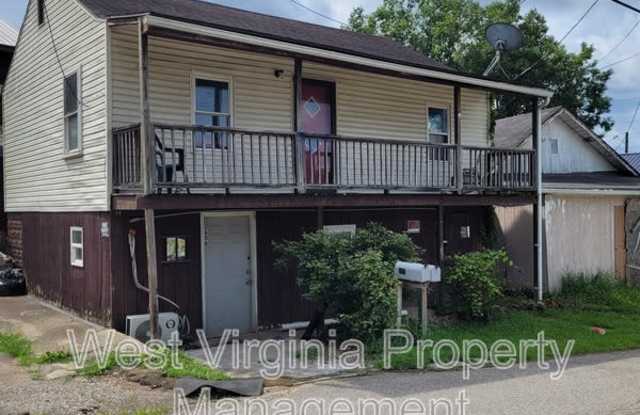 606 21st Street W photos photos