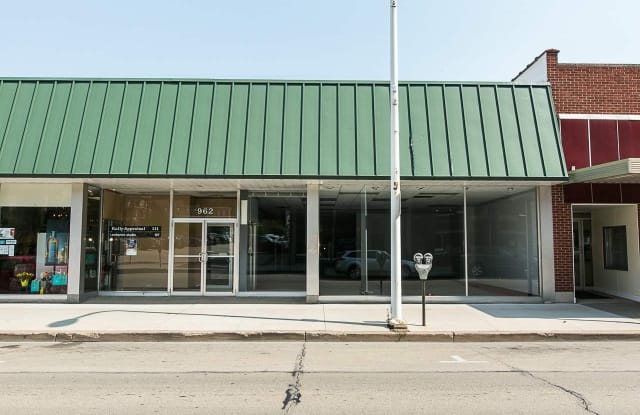 962 Main Street, Suite 5 - 962 Main Street, Dubuque, IA 52001