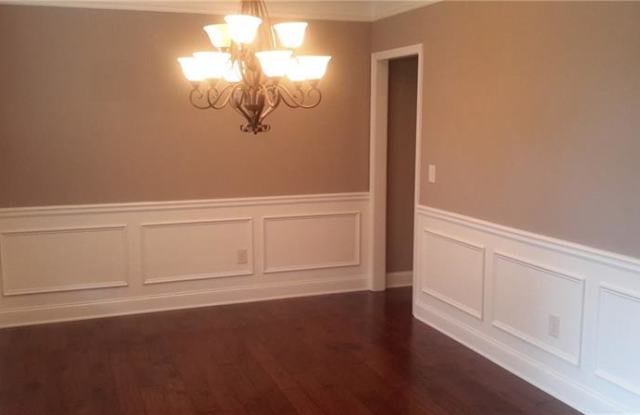 1398 Brody Drive Gallery 4