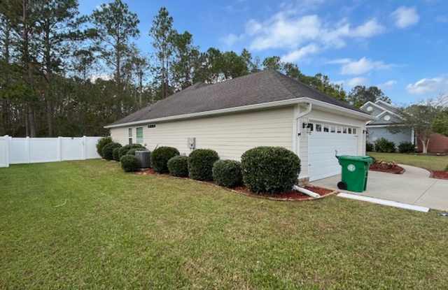 Spacious 4-Bedroom Home with Modern Comforts in Valdosta Gallery 3