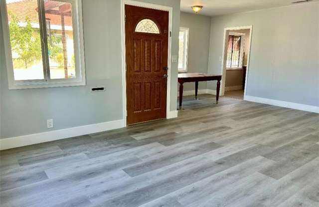 2516 W Havenbrook Street Gallery 4