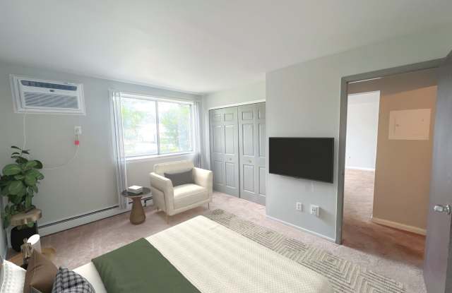 Stacey Ann Apartments Gallery 3