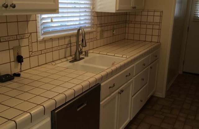 6835 Mayesdale Avenue Gallery 4