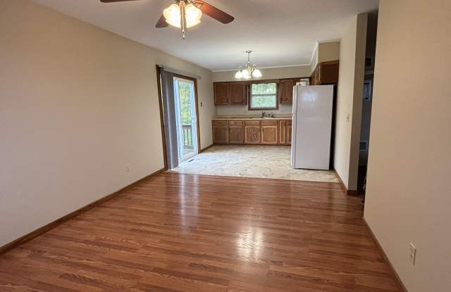204 T1350 Gallery 4