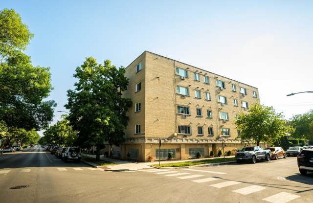 5314 N Damen Avenue - 5314 North Damen Avenue, Chicago, IL 60625