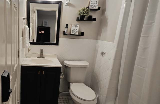 4220 Lane Avenue South photos photos