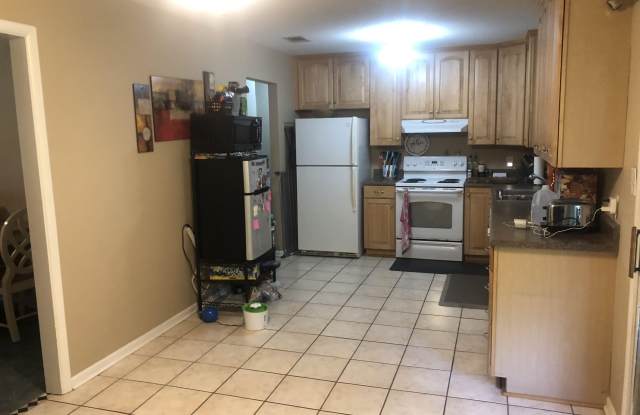 2406 Balsam Terrace Gallery 4