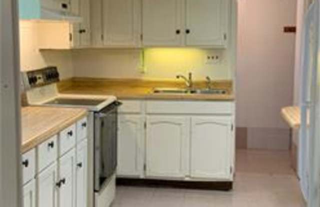 2912 Florence Avenue photos photos