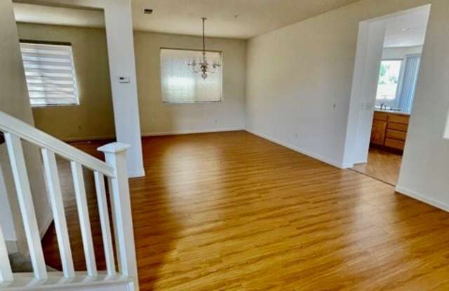 16748 Colonial Drive Gallery 3