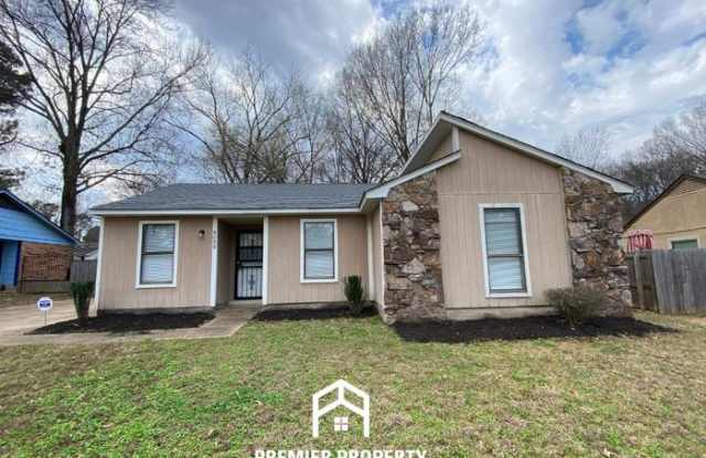 4039 Naylor Road photos photos