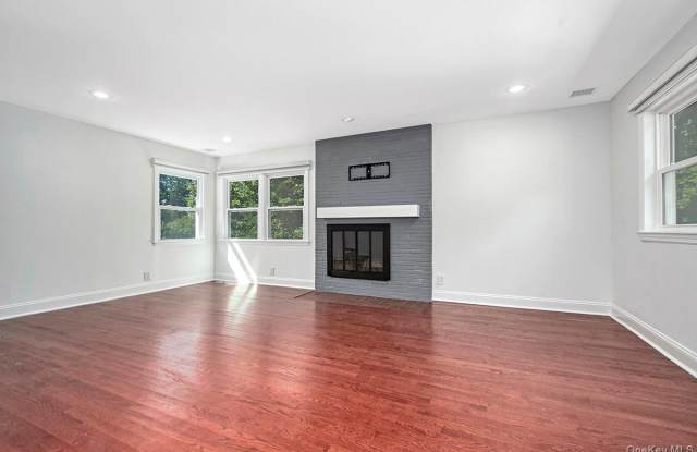 13 Indian Trail Gallery 3