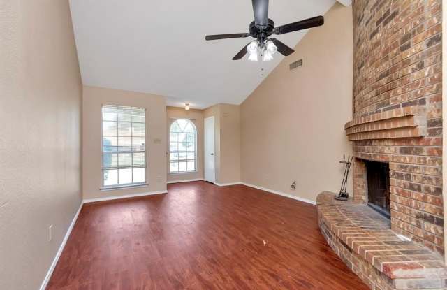 2922 Timothy Lane Gallery 4