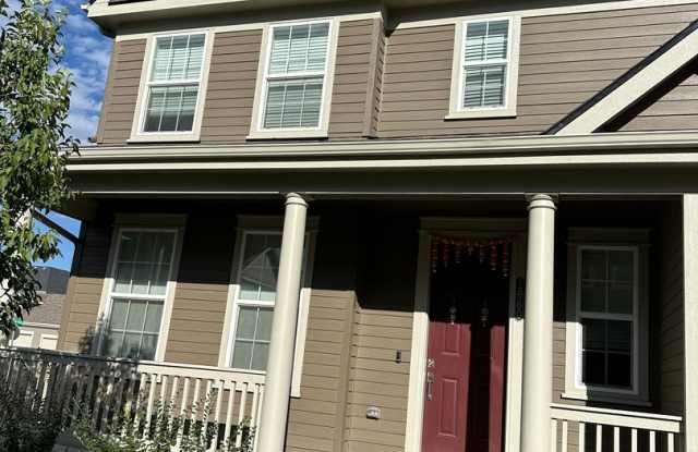 ✨ Beautiful 3-Bedroom Home with Spacious Living & Private Deck✨ Gallery 3