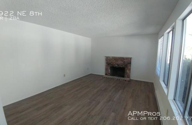 2922 NE 8th Gallery 3