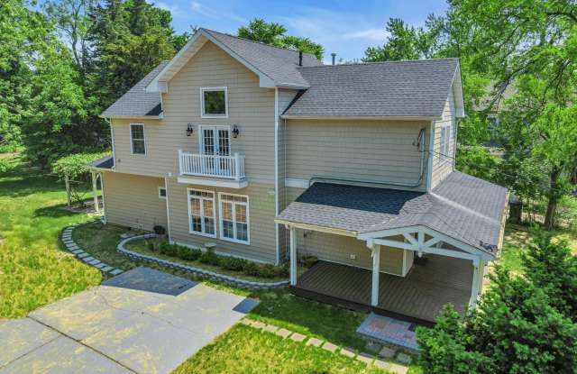 447 W Park Avenue photos photos