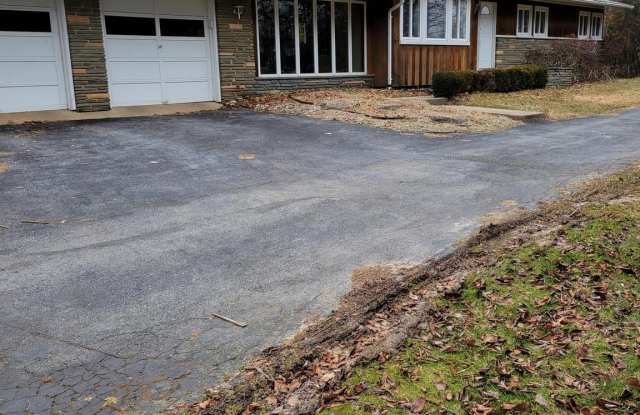 1755 S COLLEGEVILLE ROAD Gallery 2