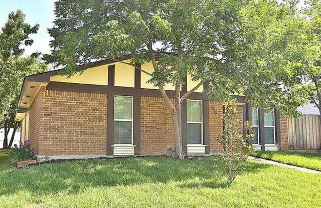2805 Hazelwood Drive Gallery 2