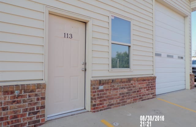 1125 W. St Hwy 152 - 113 - 1125 W State Highway 152, Mustang, OK 73064