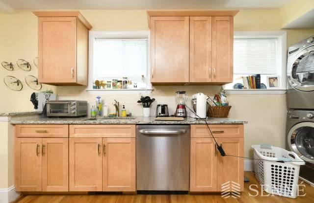 393 Washington St photos photos