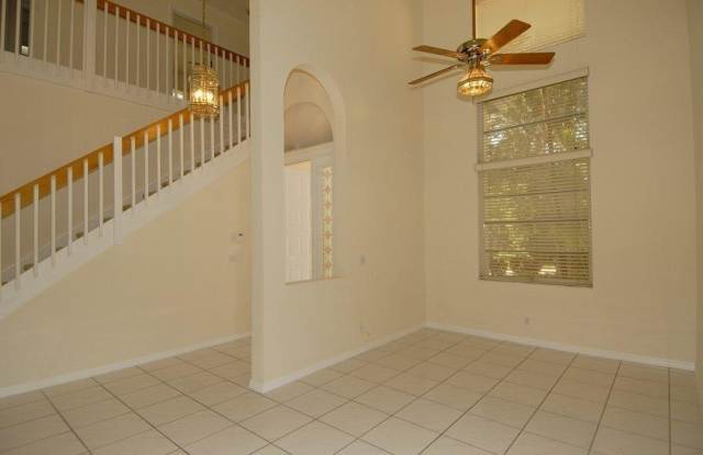 850 NW 4th Court Gallery 2