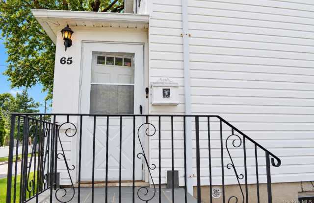 65 S Fulton Street Gallery 4
