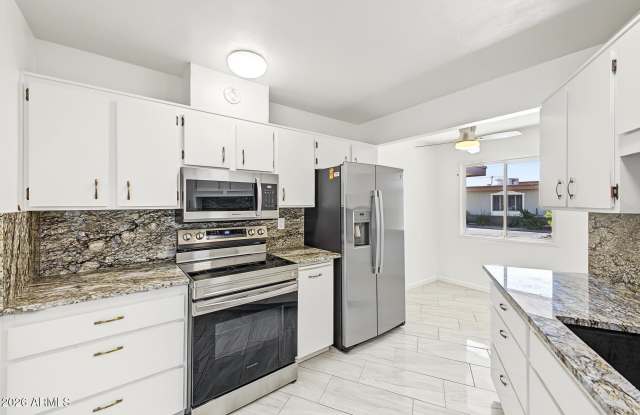 16871 N 103RD Avenue Gallery 1