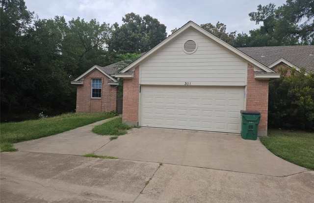 18205 Highway 377 S photos photos