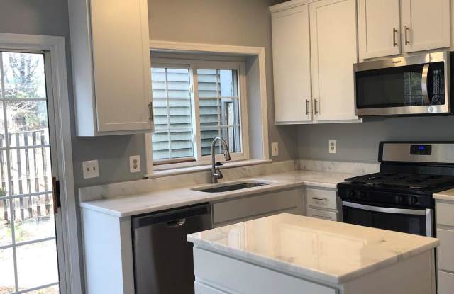3020 MCMASTER COURT Gallery 3