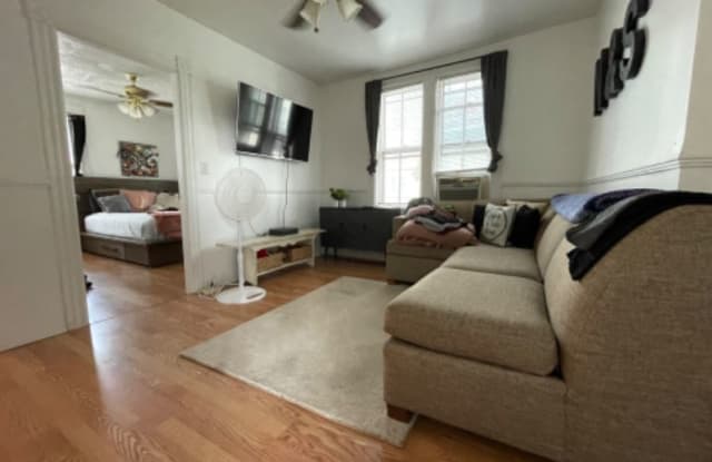 324 Central St - 324 Central St, Manchester, NH 03103