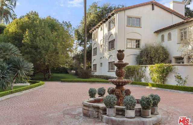 906 Benedict Canyon Dr photos photos