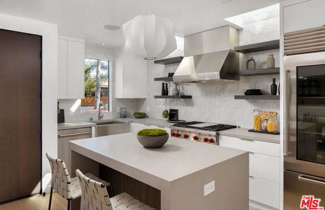 1169 Palms Boulevard photos photos