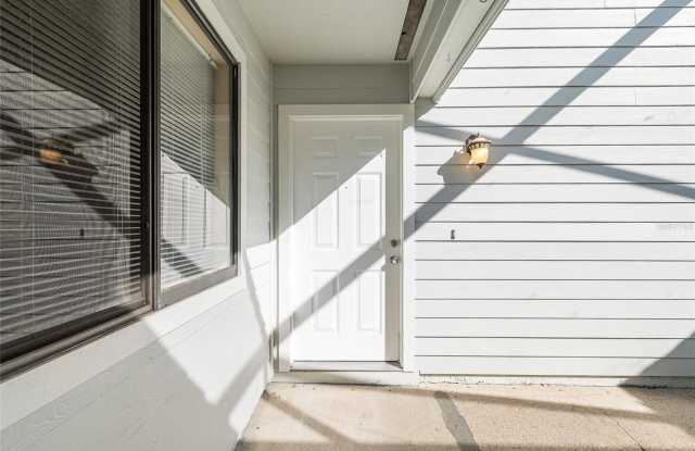 3057 NW 28TH CIRCLE - 3057 Northwest 28th Circle, Gainesville, FL 32605