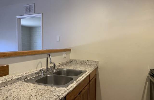1311 East Allen Road - 1311 East Allen Road, Tucson, AZ 85719