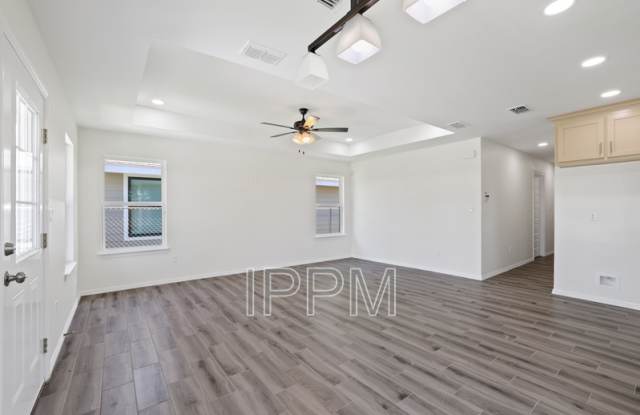 620 Llano Grande Gallery 2