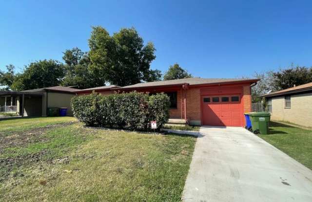 816 Ala Drive - 816 Ala Drive, White Settlement, TX 76108