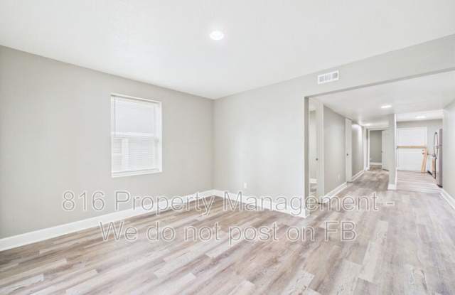 3331-3333 Indiana Ave photos photos