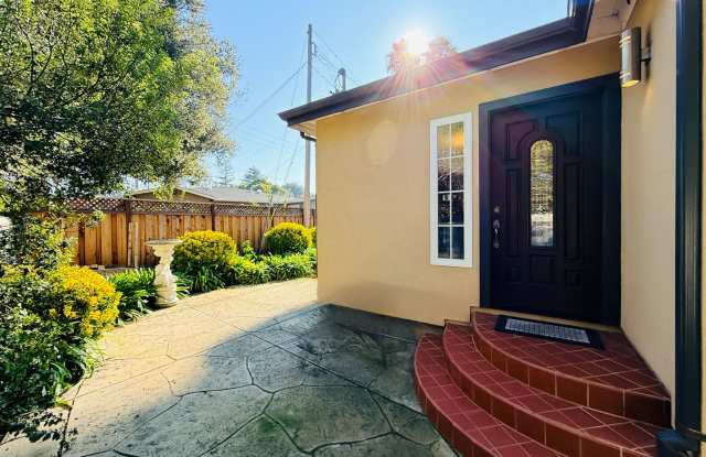 Great 1 Bedroom Home With In Unit Laundry and Private Patio in Menlo Park photos photos