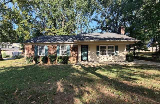 3301 Bristle Cone Road Gallery 1