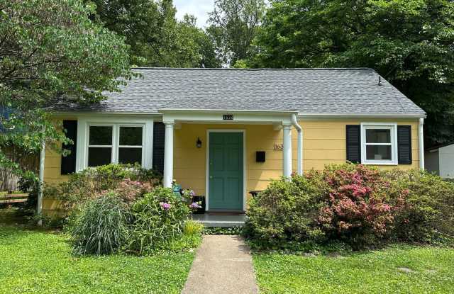 Perfect UVA location! - 1638 Mulberry Avenue, Charlottesville, VA 22903 Perfect UVA location! - 1638 Mulberry Avenue, Charlottesville, VA 22903