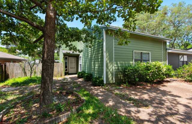 62 4th Avenue unit: 5 photos photos