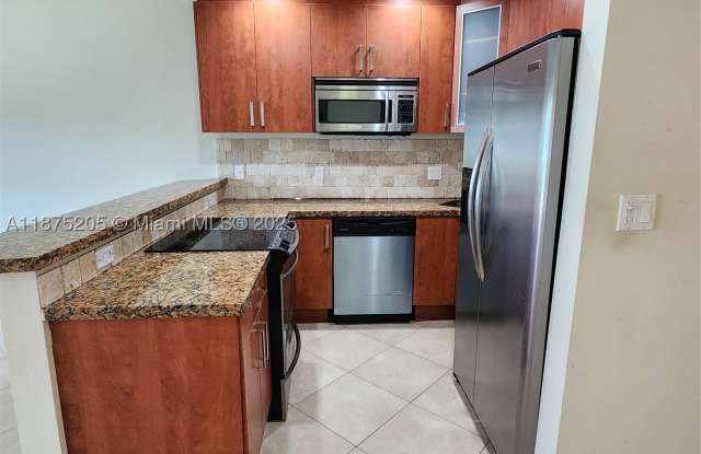 2170 NE 51st Ct Gallery 1