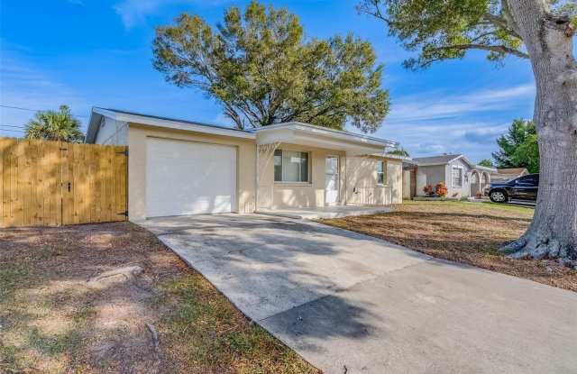 8433 76TH AVENUE photos photos