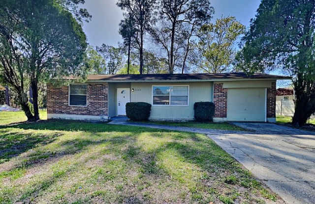 8349 Pembrook Court Gallery 1