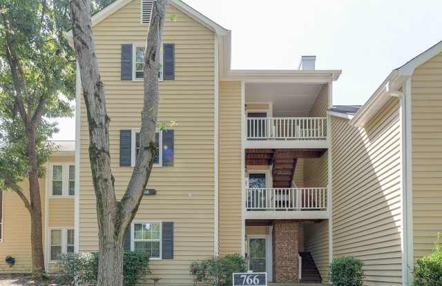 Check out this stunning Hunter's Run top floor condo that is unlike most rental homes you find today! photos photos