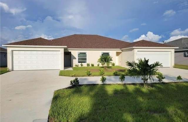 3309 SW 15th Place Gallery 1