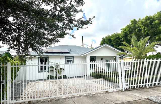 2184 NW 86th Ter photos photos