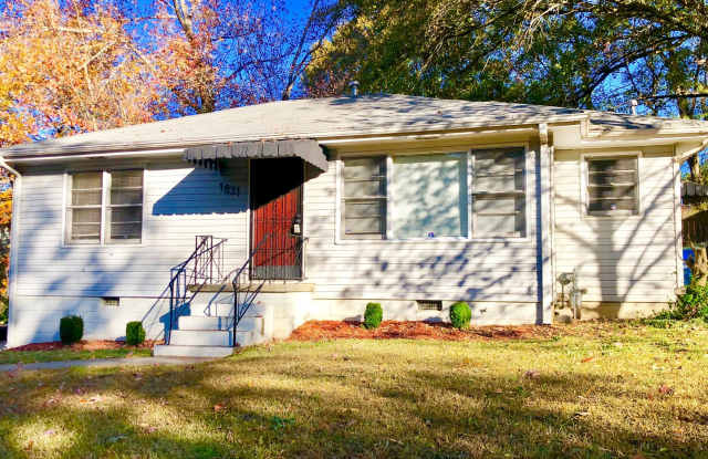 3 Bed 1 Bath in East Point!! photos photos